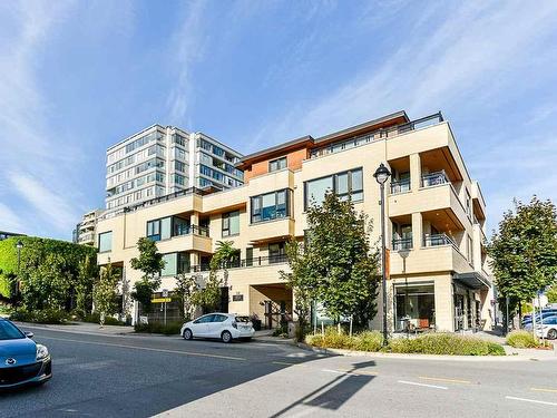 203 522 15Th Street, West Vancouver, BC 