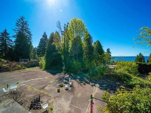 1144 Ottaburn Road, West Vancouver, BC 