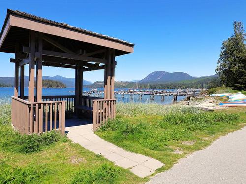 5994 Beachgate Lane, Sechelt, BC 