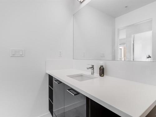 406 3581 Ross Drive, Vancouver, BC 