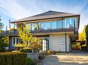 1881 Esquimalt Avenue, West Vancouver, BC 