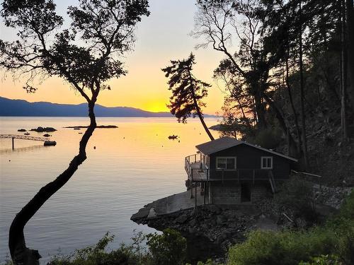 Lot B 11253 Sunshine Coast Highway, Halfmoon Bay, BC 