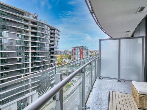 1111 89 Nelson Street, Vancouver, BC 
