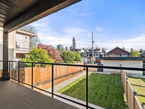 251 W 18Th Street, North Vancouver, BC 