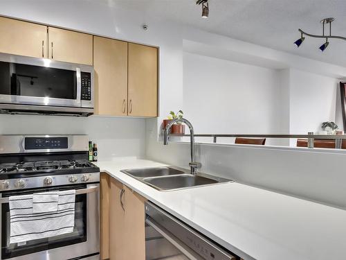 810 63 Keefer Place, Vancouver, BC 