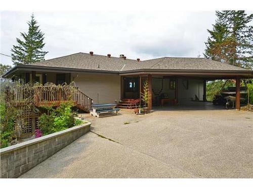 8924 Armstrong Way, Halfmoon Bay, BC 