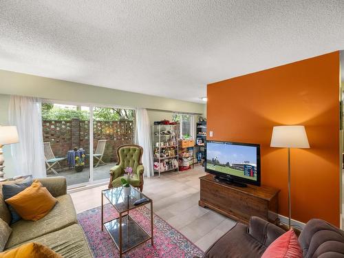 103 241 St. Andrews Avenue, North Vancouver, BC 