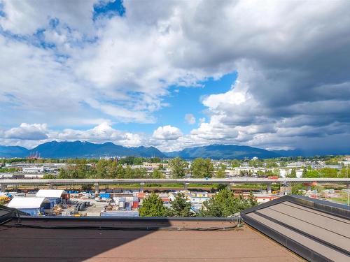 901 756 Great Northern Way, Vancouver, BC 