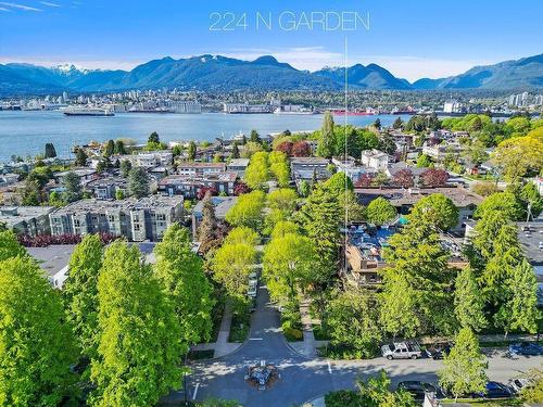 103 224 N Garden Drive, Vancouver, BC 