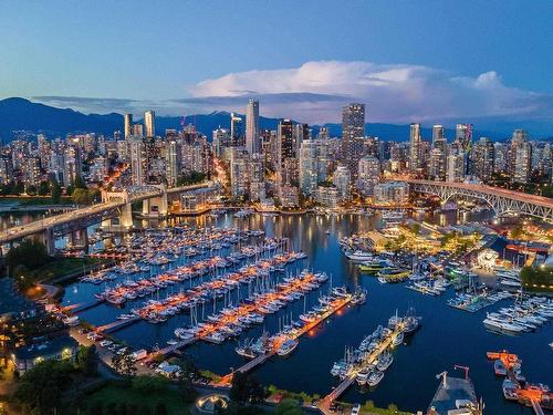505 990 Beach Avenue, Vancouver, BC 