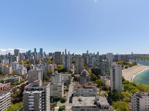 2706 2055 Pendrell Street, Vancouver, BC 