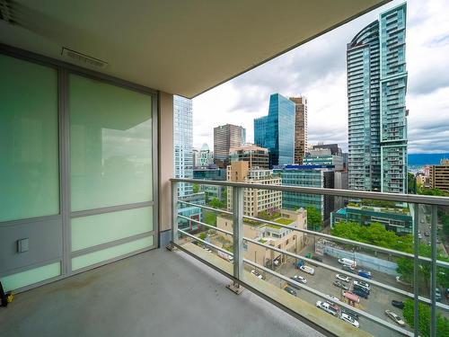 1703 535 Smithe Street, Vancouver, BC 