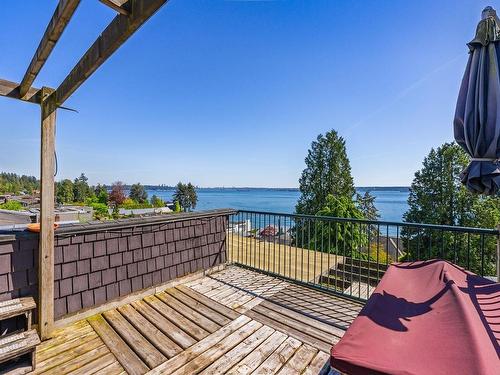 3396 Marine Drive, West Vancouver, BC 