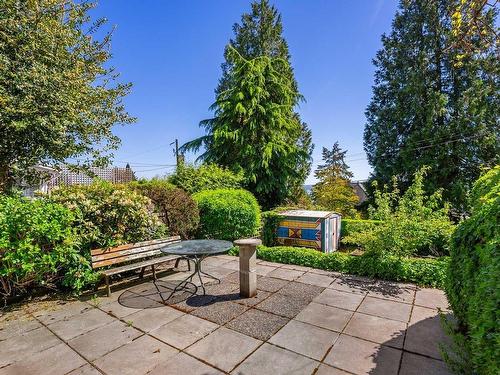 3396 Marine Drive, West Vancouver, BC 