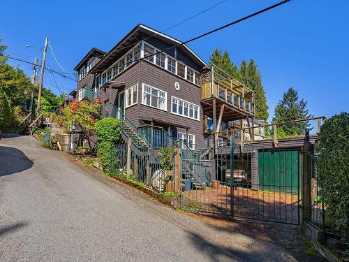 3396 Marine Drive, West Vancouver, BC 