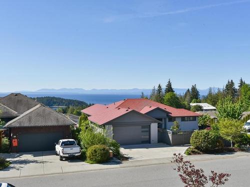 6226 Oracle Road, Sechelt, BC 