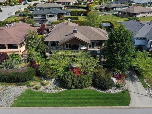 6226 Oracle Road, Sechelt, BC 