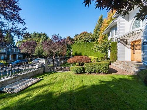 1289 W 40Th Avenue, Vancouver, BC 