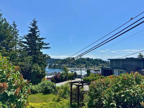 547 N Fletcher Road, Gibsons, BC 