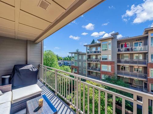 308 119 W 22Nd Street, North Vancouver, BC 