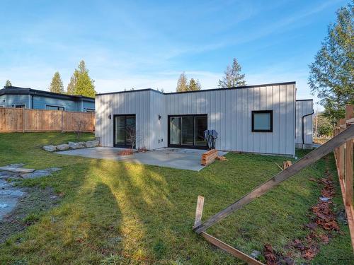 5409 Stellar Way, Sechelt, BC 