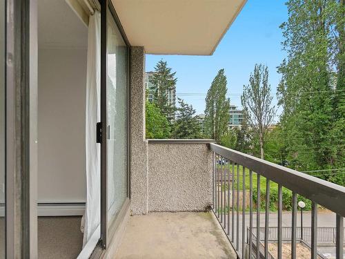 202 145 St. Georges Avenue, North Vancouver, BC 