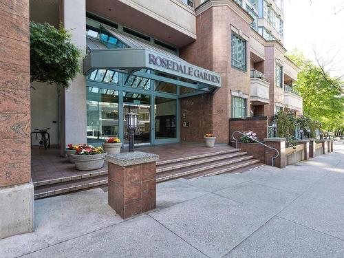 1904 888 Hamilton Street, Vancouver, BC 
