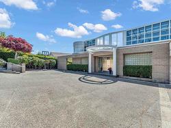 838 PYRFORD ROAD  West Vancouver, BC V7S 2A1