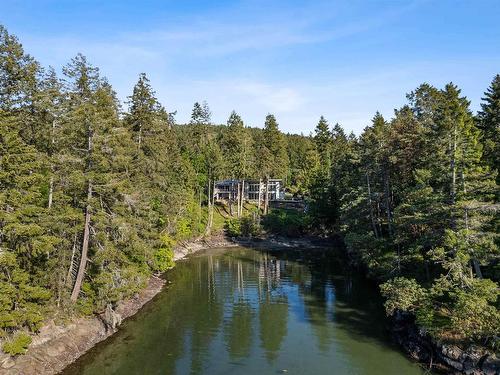 820 Sunset Drive, Salt Spring Island, BC 