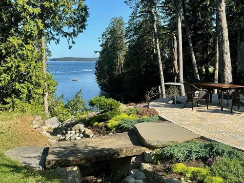 820 Sunset Drive, Salt Spring Island, BC 