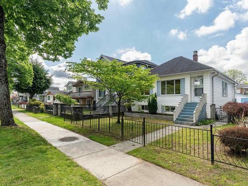 2386 E 45Th Avenue, Vancouver, BC 