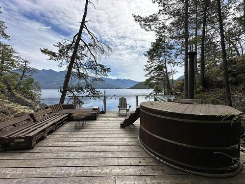 123 Agnew Passage Shoreline, Nelson Island, BC 