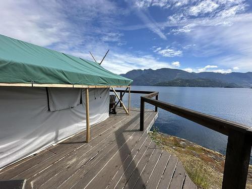 123 Agnew Passage Shoreline, Nelson Island, BC 