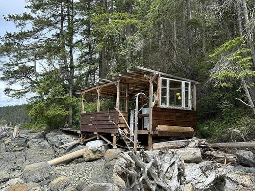 123 Agnew Passage Shoreline, Nelson Island, BC 