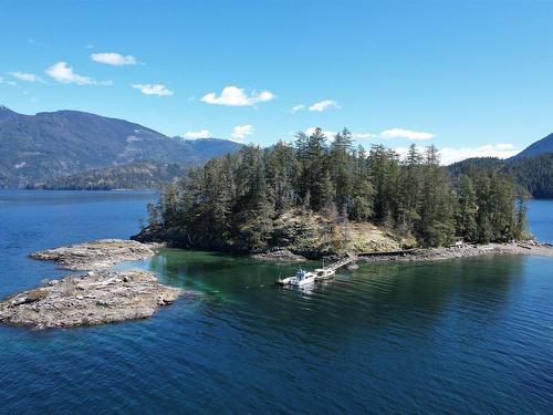 123 Agnew Passage Shoreline, Nelson Island, BC 