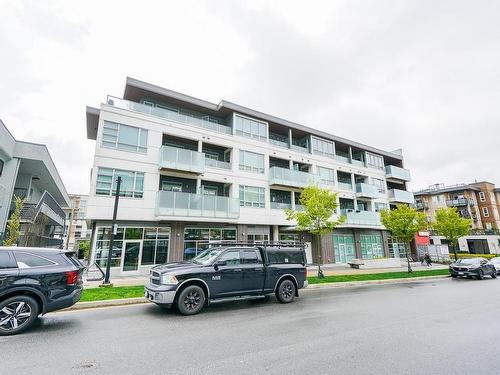 411 711 W 14Th Street, North Vancouver, BC 