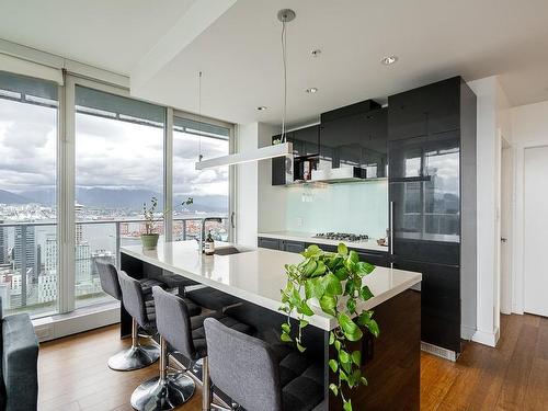 4805 777 Richards Street, Vancouver, BC 