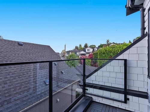 B 3538 W 14Th Avenue, Vancouver, BC 