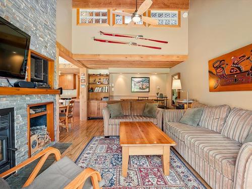 C5 6900 Crabapple Drive, Whistler, BC 