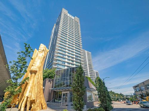 2408 8131 Nunavut Lane, Vancouver, BC 