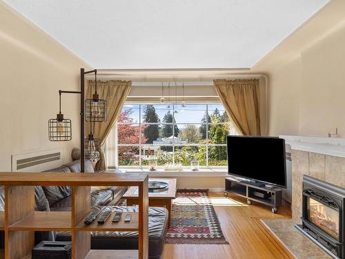 1561 Jefferson Avenue, West Vancouver, BC 