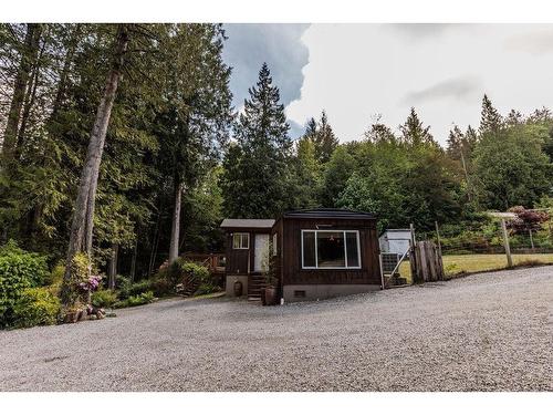 5751 Tillicum Bay Road, Sechelt, BC 