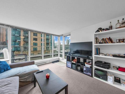 705 233 Robson Street, Vancouver, BC 