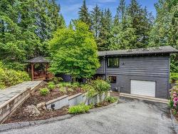 5722 BLUEBELL DRIVE  West Vancouver, BC V7W 1T3
