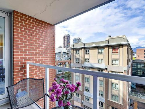 705 550 Taylor Street, Vancouver, BC 