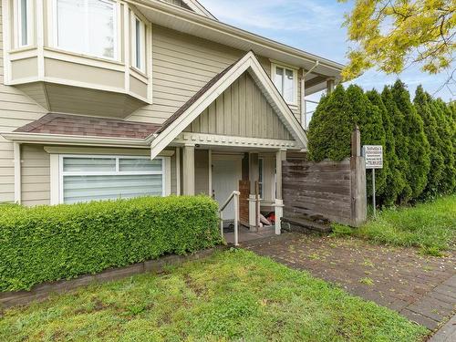 1327 Forbes Avenue, North Vancouver, BC 