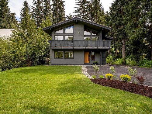 7206 Fitzsimmons Road North, Whistler, BC 