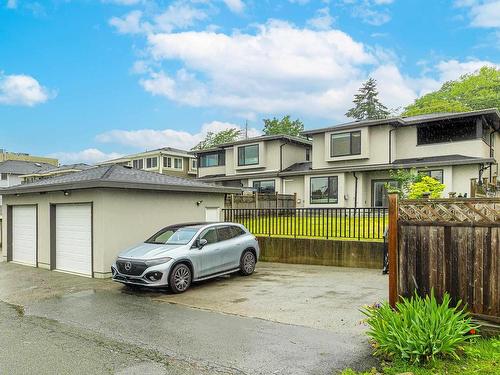 7948 12Th Avenue, Burnaby, BC 