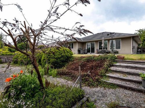 6379 Oracle Road, Sechelt, BC 