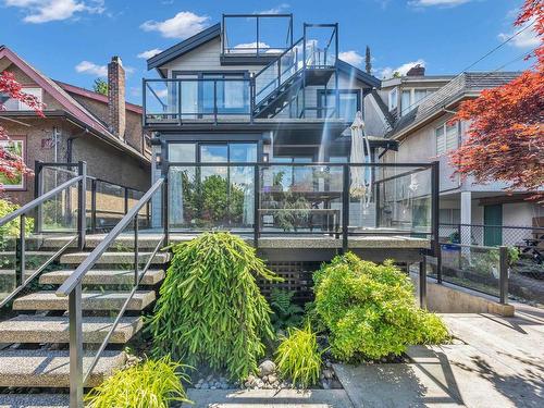 3721 W 16Th Avenue, Vancouver, BC 